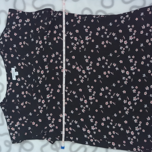 Black floral print blouse, size xs - Picture 5 of 6